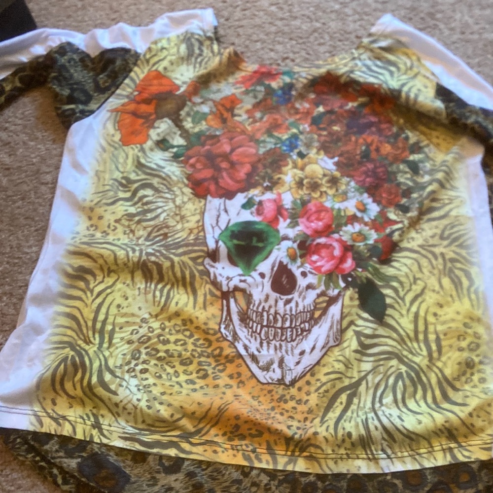 Half sleeve shirt